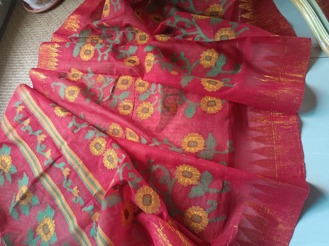 Monipuri Saree: Signatue